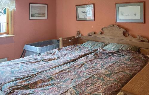 Nice Home In Slakmore With Sauna in Slakmore Strand