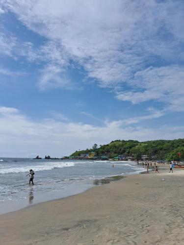 Surrounding environment, Kumbaya Beachside Hostel & Rooftop Cafe in Arambol