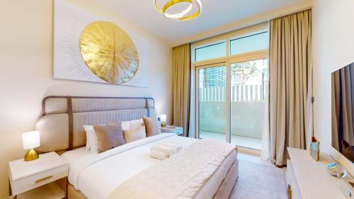 Vacationer Holiday Homes I Lux 3 Bed I Private Beach Access, Emaar Beachfront I Sunrise Bay Tower 2, Dubaj (fotografie 5)