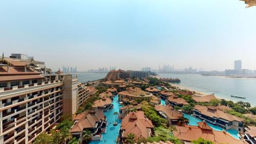Vacationer I Sea View 2 Bedroom I Anantara Resort on the Palm I Free Wi-Fi, Parking & Beach Access, Dubaj (zdjęcie 2)