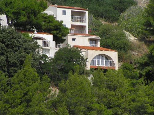 Apartments Mako - 15m from beach Pisak 