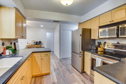 5 Mi to Dtwn Family-Friendly Sarasota Home in Sarasota, USA