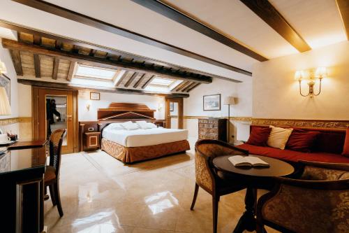 Hotel Pantheon - image 9