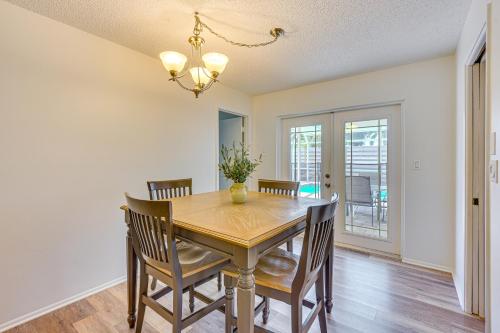 5 Mi to Dtwn Family-Friendly Sarasota Home in Sarasota, USA