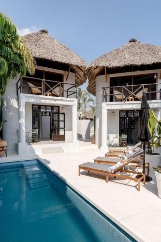 Casa Nopal-Private Pool, Chic, Steps from Beach, Puerto Escondido