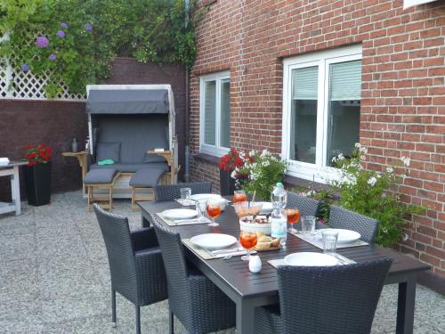 Ostseenahes Traumhaus am Kiel-Kanal in Schleswig-Holstein - Zum Ostseestrand in zehn Minuten in 阿爾滕霍爾茨