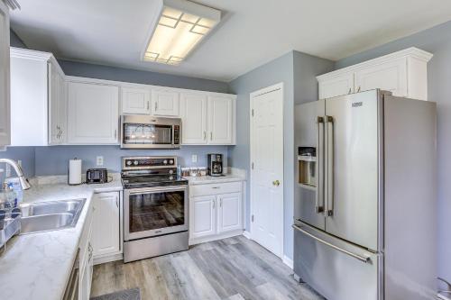 Louisville Vacation Rental about 13 Mi to Downtown! in Louisville, USA