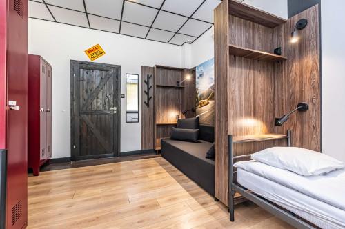 Vola Hostel – Warsaw, NY