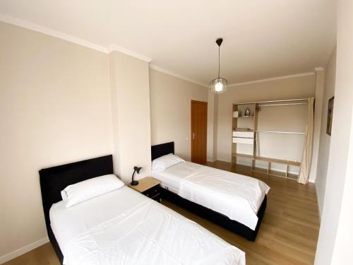 Modern Apartment at New Bazaar, Central Tirana, Tirana (photo 8)