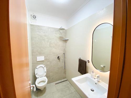 Modern Apartment at New Bazaar, Central Tirana, Tirana (photo 9)