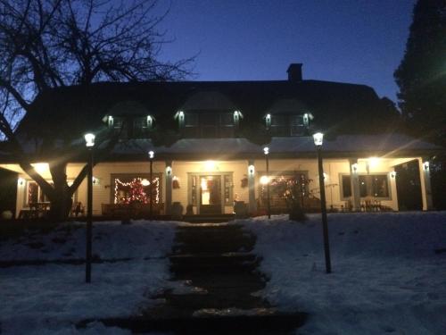Mount Shasta Ranch Bed and Breakfast - 숙소 외관