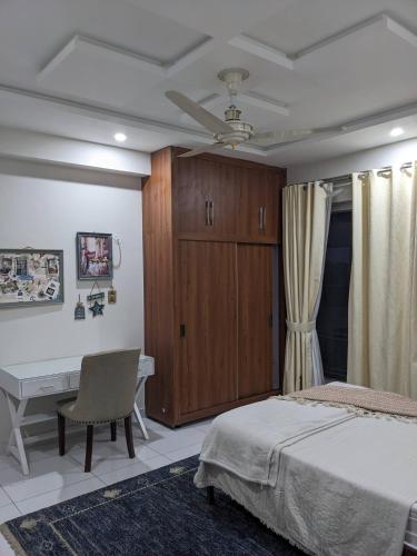 Modern Luxury 3 BHK secure and peaceful - image 12