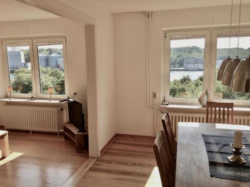 Ostseenahes Traumhaus am Kiel-Kanal in Schleswig-Holstein - Zum Ostseestrand in zehn Minuten in 阿爾滕霍爾茨