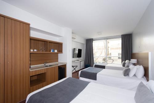 Triple Room image 1