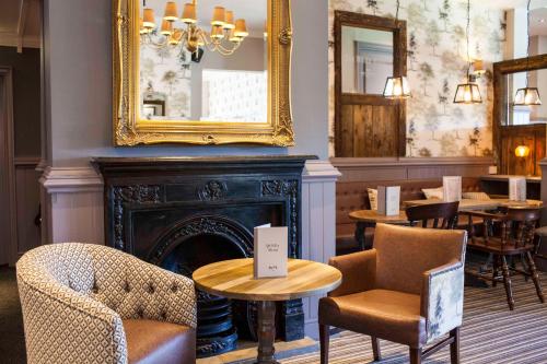 White Rabbit Hotel by Greene King Inns - image 12