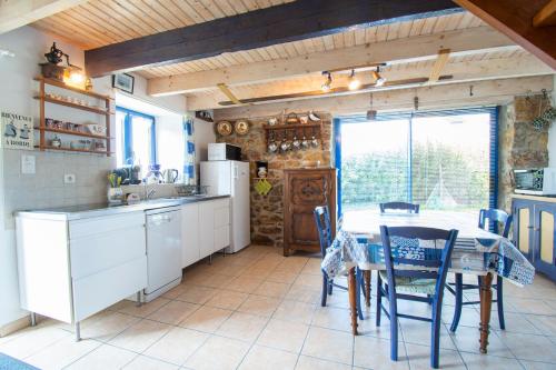 Le Gaoulac'H I Vue mer & Grand jardin in Crozon