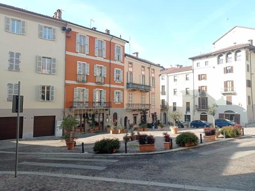 A környék, Casa Mabèl (Casa Mabel) in Chieri