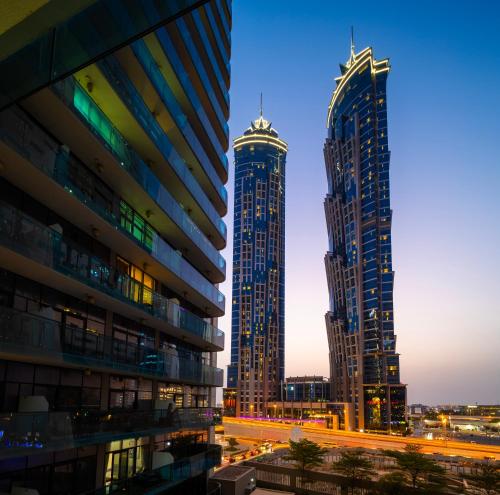 Chic 1BR Getaway- 4min Walk to Business Bay Metro & 10min to Burj Khalifa, Dubaj (zdjęcie 7)