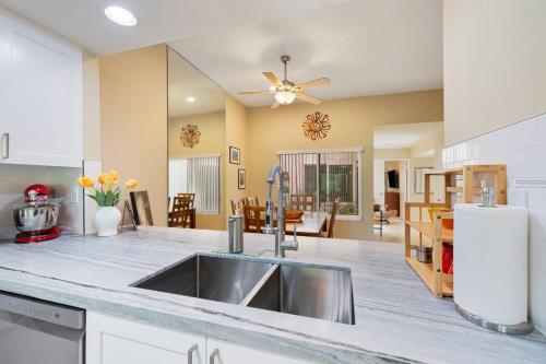 Summit, 72319 Sommerset Dr, Palm Desert in Palm Desert, USA