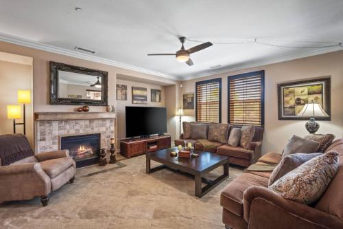 Brava, 1044 Via Fortuna, Palm Desert in Palm Desert, USA