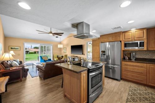 *Palm Desert Resort CC, 77308 Olympic Way in Palm Desert, USA