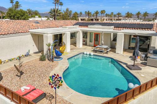 Home - 45374 Garden Square, Palm Desert in Palm Desert, USA