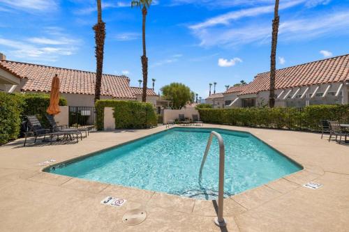 El Paseo Village, 45418 Lupine Lane in Palm Desert, USA
