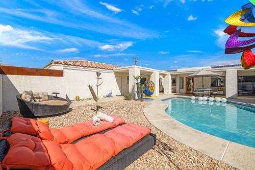 Home - 45374 Garden Square, Palm Desert in Palm Desert, USA