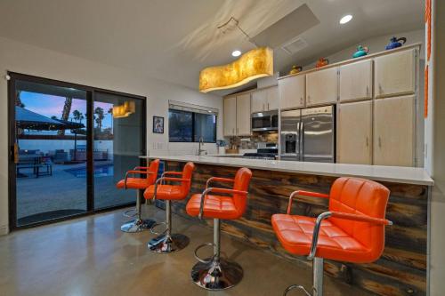 Home - 45374 Garden Square, Palm Desert in Palm Desert, USA
