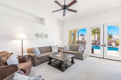 Home - 38671 Desert Mirage Dr, Palm Desert in Palm Desert, USA