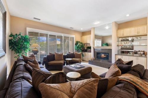Versailles, 6 Cartier Court, Rancho Mirage in Rancho Mirage, USA