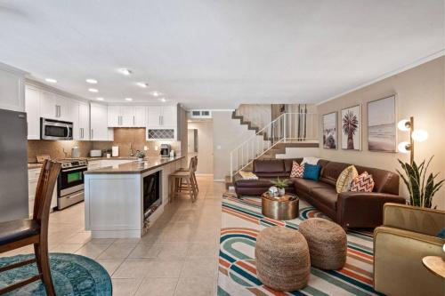 *Sandroc Condominiums #18, 45405 Lupine Lane in Palm Desert, USA