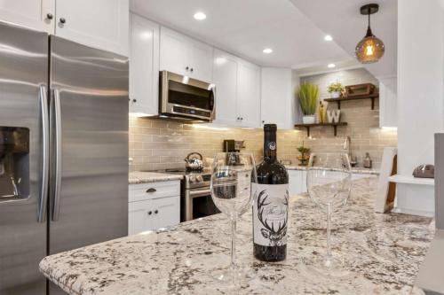 *Sandroc Condominiums #27, 45451 Lupine Lane in Palm Desert, USA