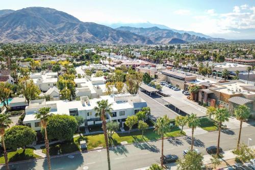 *Sandroc Condominiums #1, 45421 Lupine Lane in Palm Desert, USA