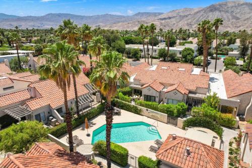 El Paseo Village, 73462 Shadow Mountain Dr in Palm Desert, USA