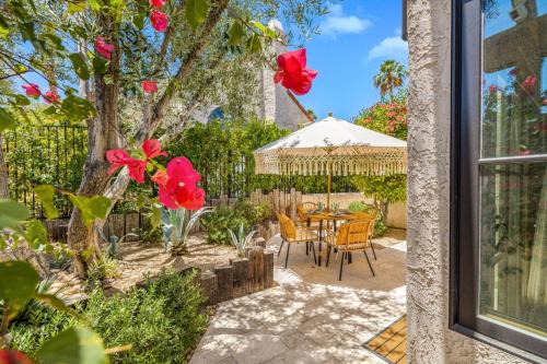 El Paseo Village, 73462 Shadow Mountain Dr in Palm Desert, USA