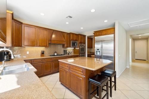 Home - 46219 Cypress Estates Ct, Palm Desert in Palm Desert, USA