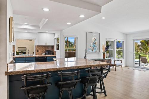 Avondale CC - 39092 Sweetwater Dr in Palm Desert, USA