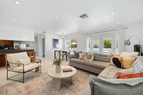 Home - 74209 Aster Drive, Palm Desert in Palm Desert, USA