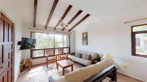 Escape to Casa Iguana Luxurious 4 Bedroom in Playa del Carmen, Mexico
