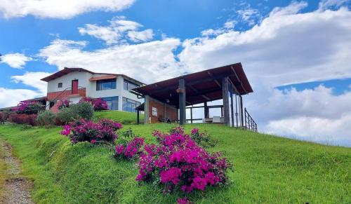 A környék, Sierra Morena Hotel in Filandia