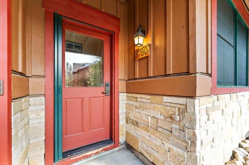 Trappers Crossing 8780 by Summit County Mountain Retreats