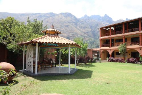 Kert, HOTEL QASANA in Calca