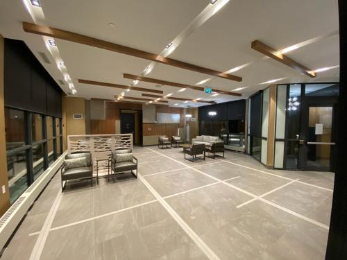 Előcsarnok, Beautiful Condo, 2 Bedrooms and a Den in Friday Harbour Resort! in Innisfil (ON)