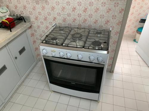 PIT01- Apartamento 4Min a pe da Praia da Pitangueias near Shopping La Plage