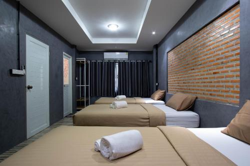 Mango tree อ่าวมะขามป้อม