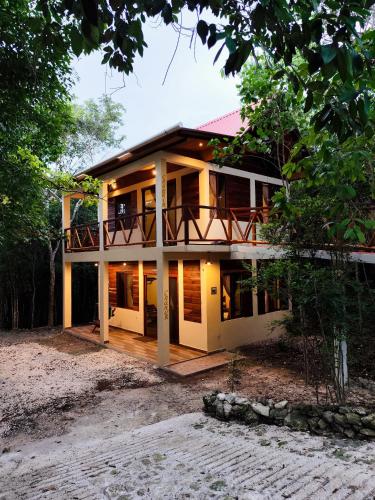 Eco Aldea kinich Ahau, San Ignacio
