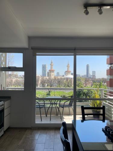 Palermo, luminoso departamento con pileta