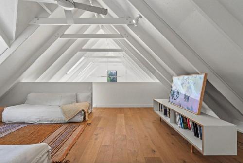 The Palms, Luxury in Bangalow by Belle Escapes