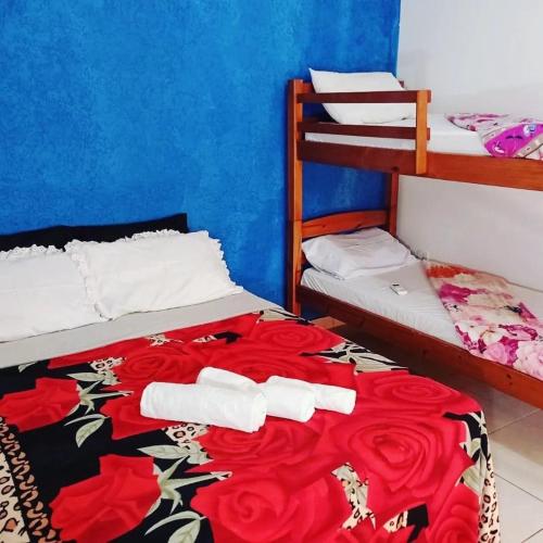 1 double bed, 4 bunk beds